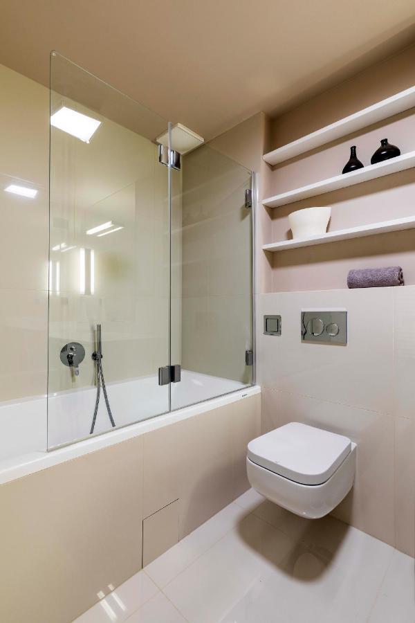 New Luxury Apt With Ac&Parking In The Center Of Prague Leilighet Eksteriør bilde